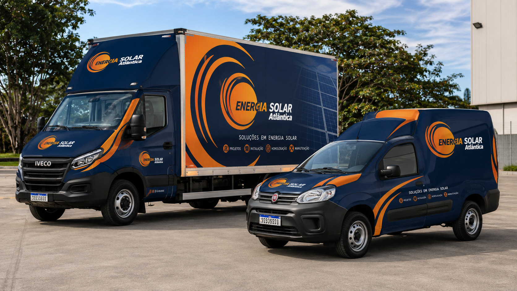 Frota da Atlanta Energia Solar — caminhão e van com identidade visual da empresa